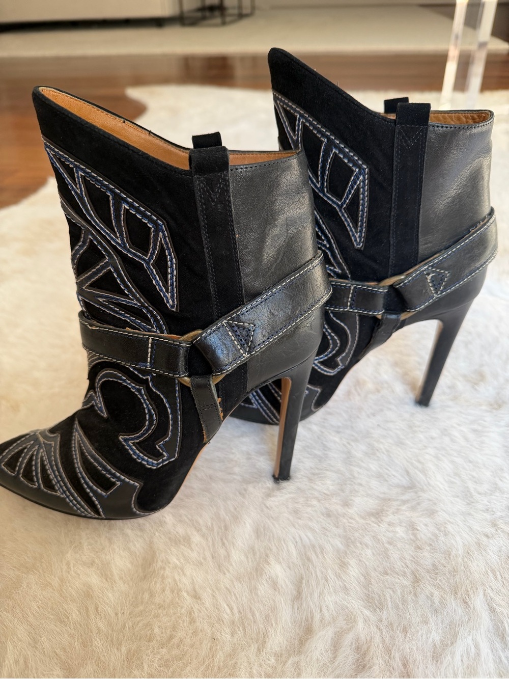 Isabel Marant Suede Embroidered Pointed-Toe Western Ankle Boots - Picture 3 of 7